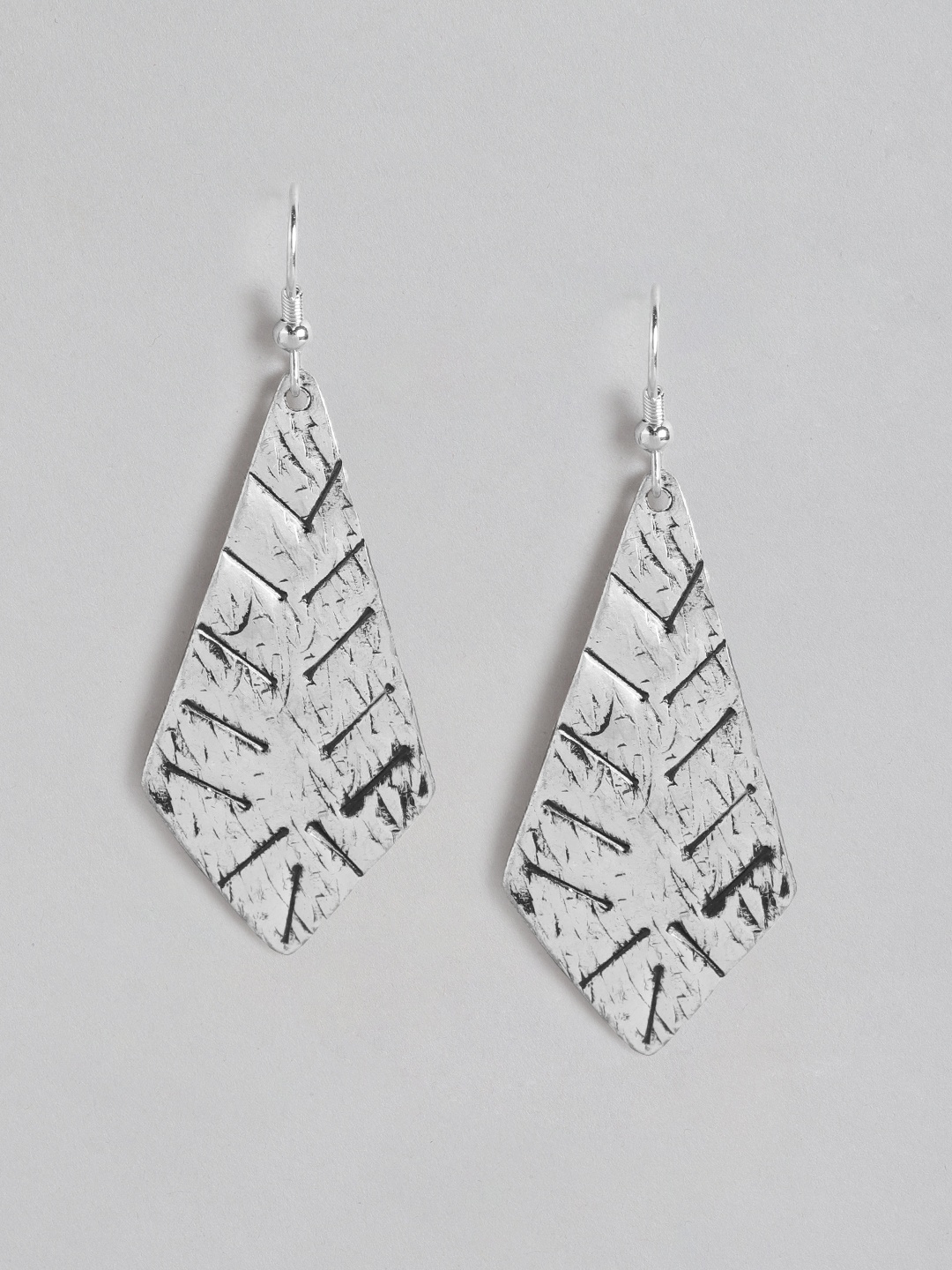 

RICHEERA Silver-Plated Geometric Drop Earrings