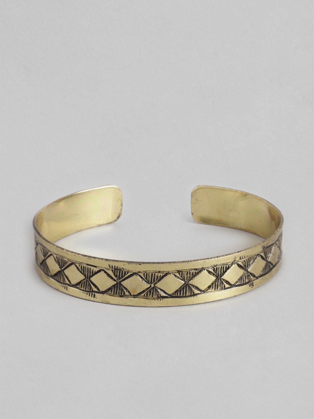 

RICHEERA Gold-Plated Cuff Bracelet