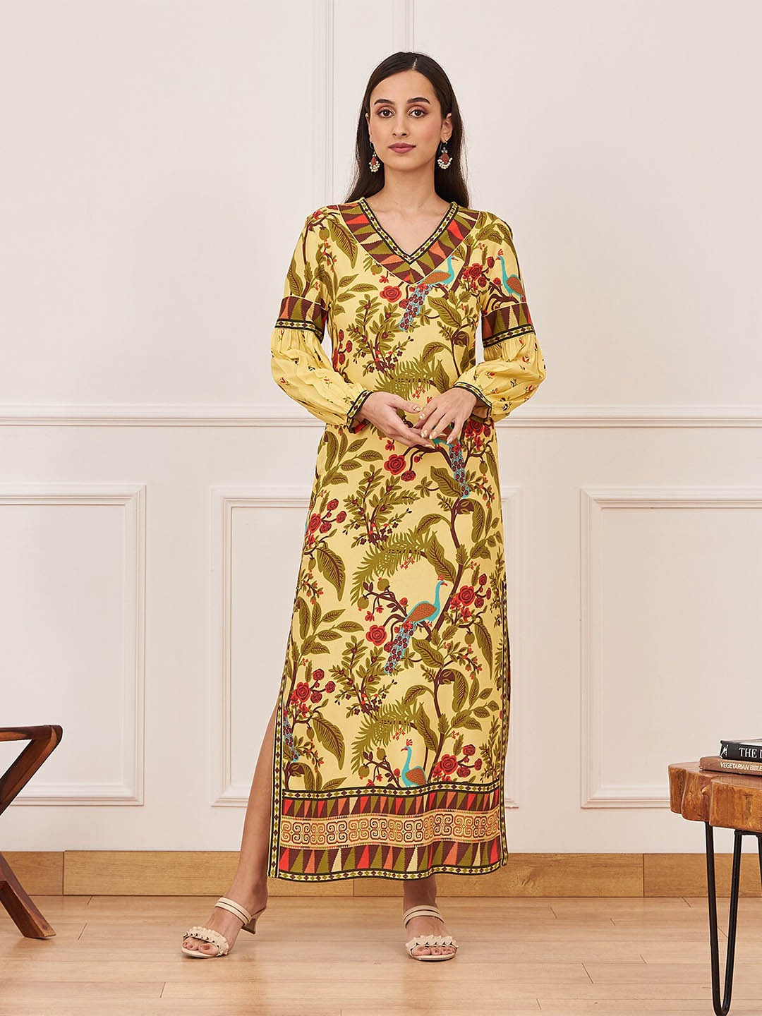 

Rustorange Floral Print V-Neck Cuffed Sleeves Maxi Dress, Yellow