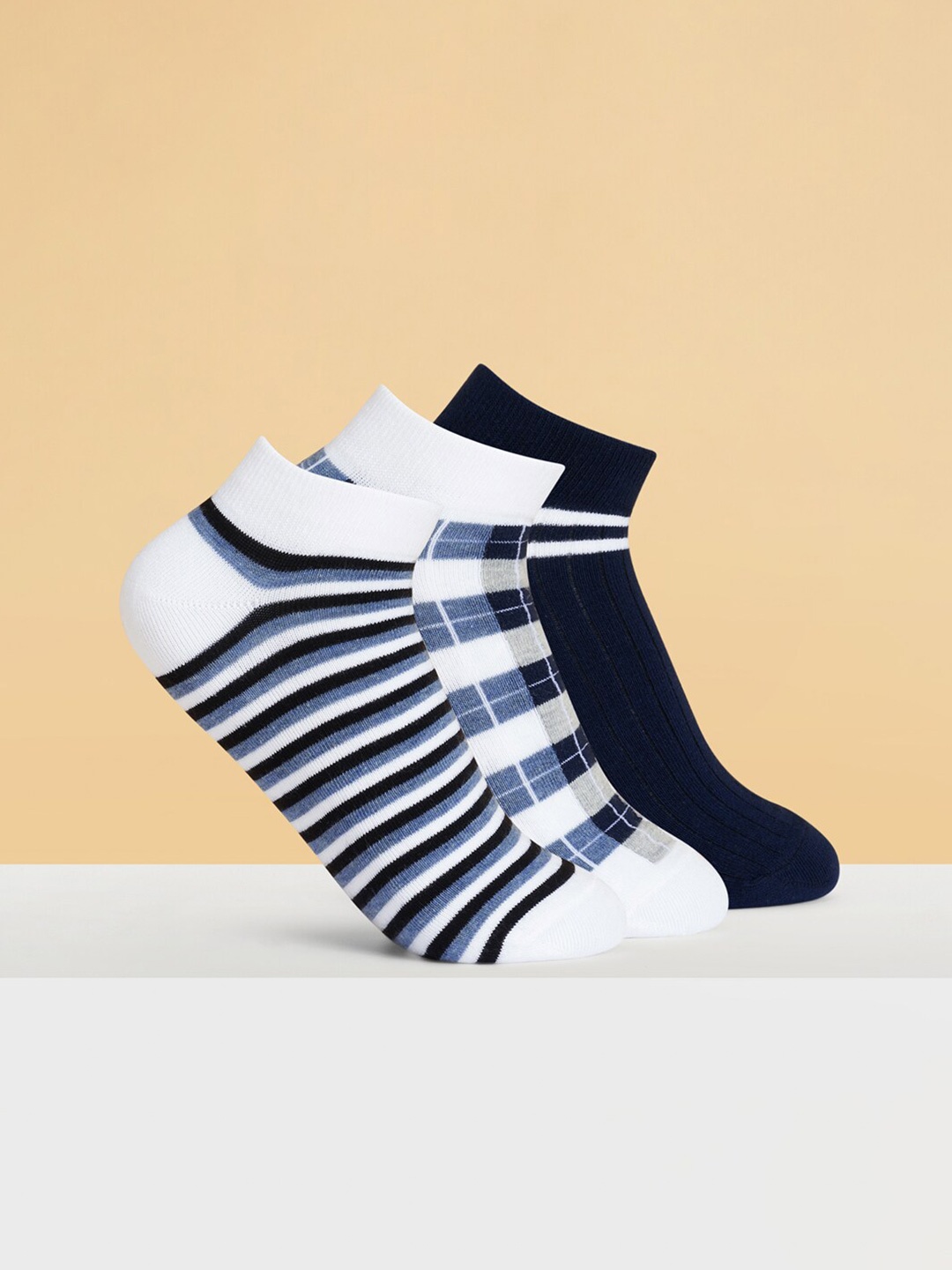 

Honey by Pantaloons Women Pack Of 3 Patterned Ankle Length Socks, White