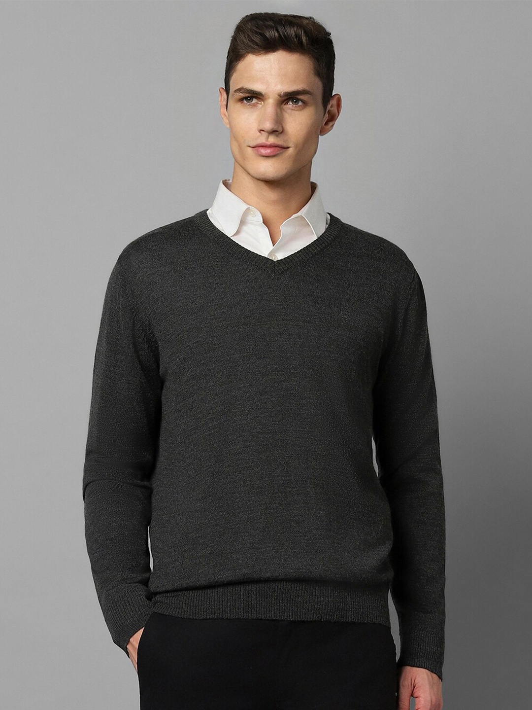 

Allen Solly V-Neck Woollen Pullover, Grey