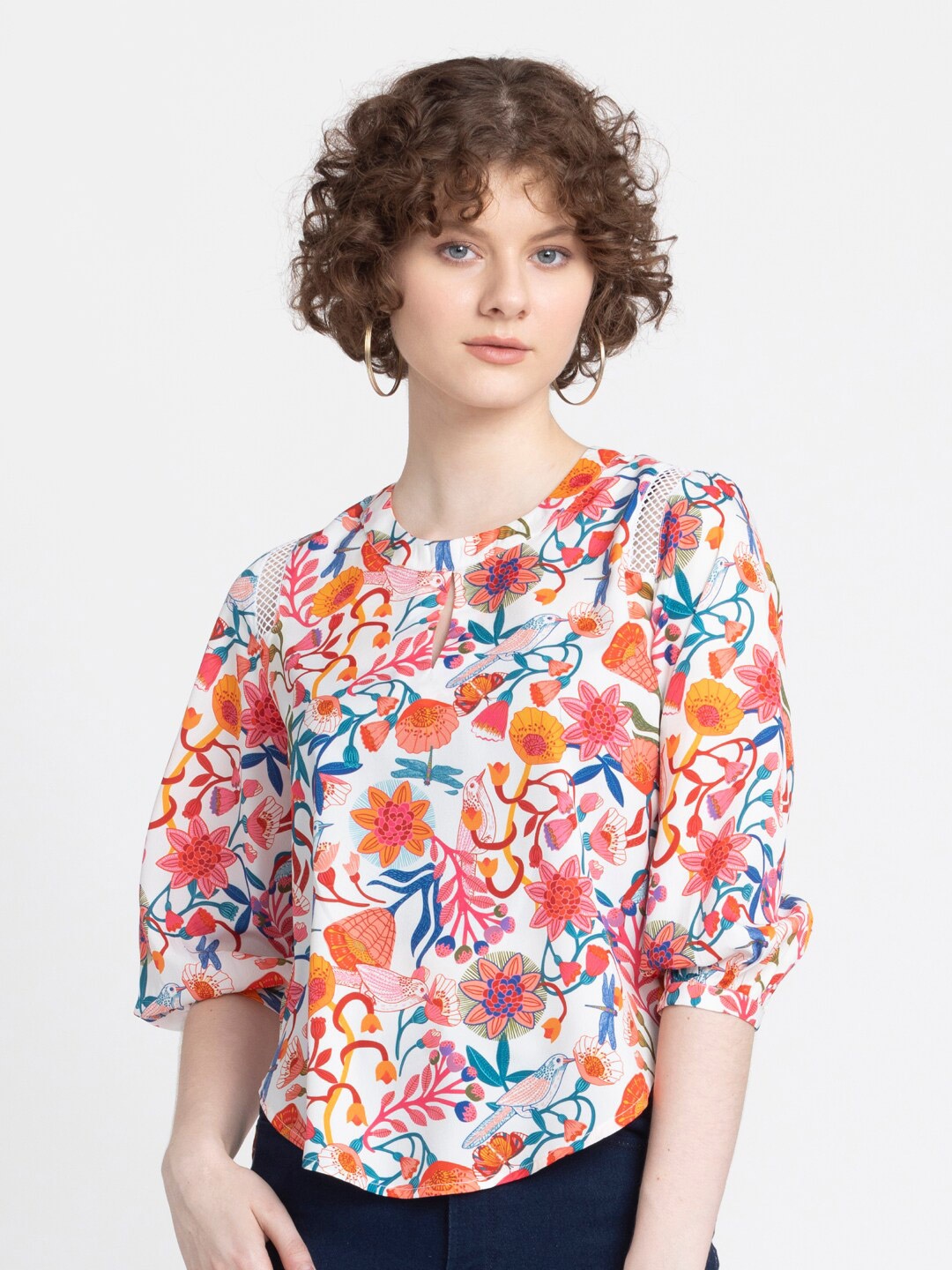 

SHAYE Floral Printed Puff Sleeves Crepe Top, White