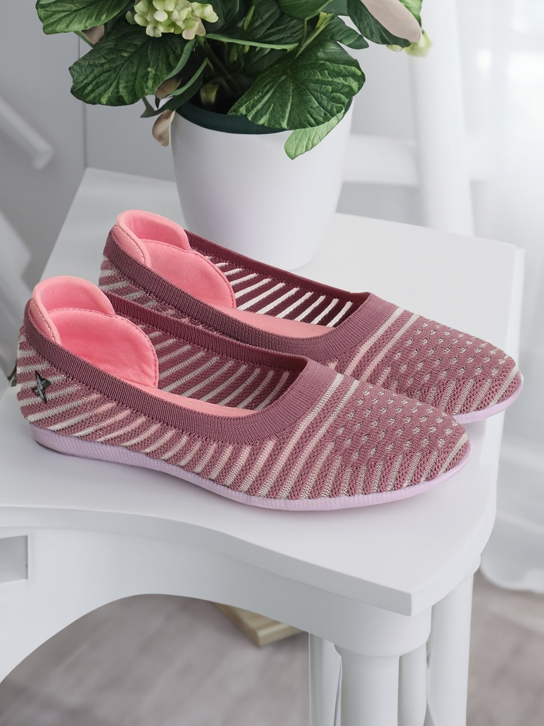 

Carlton London sports Women Striped Ballerinas, Pink