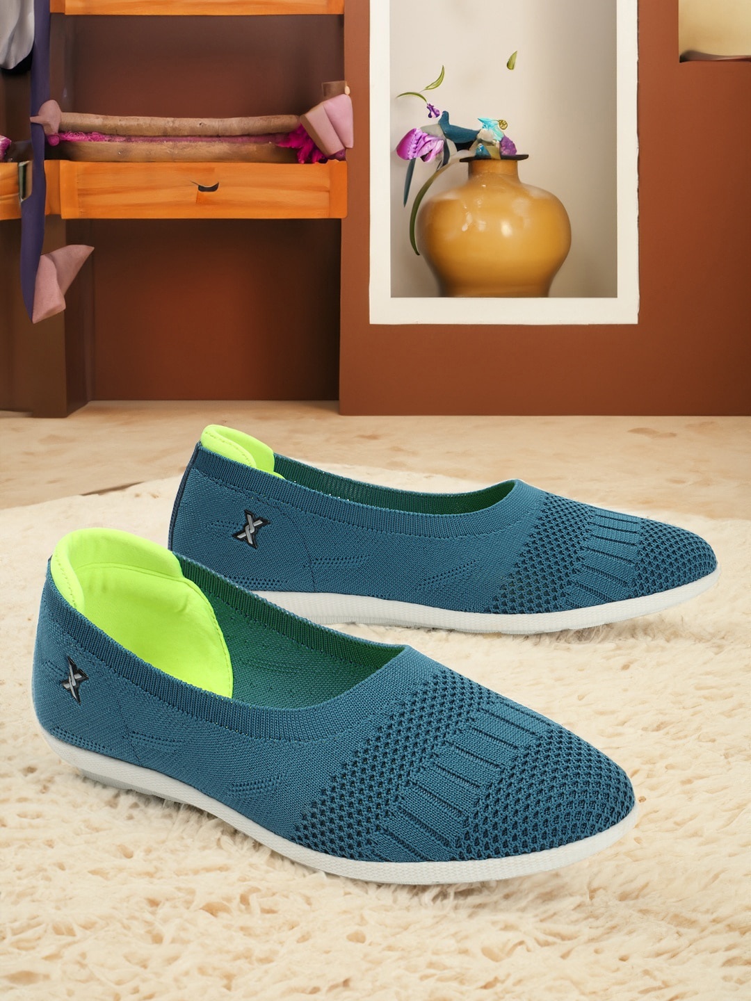 

Carlton London sports Women Self Design Ballerinas, Blue