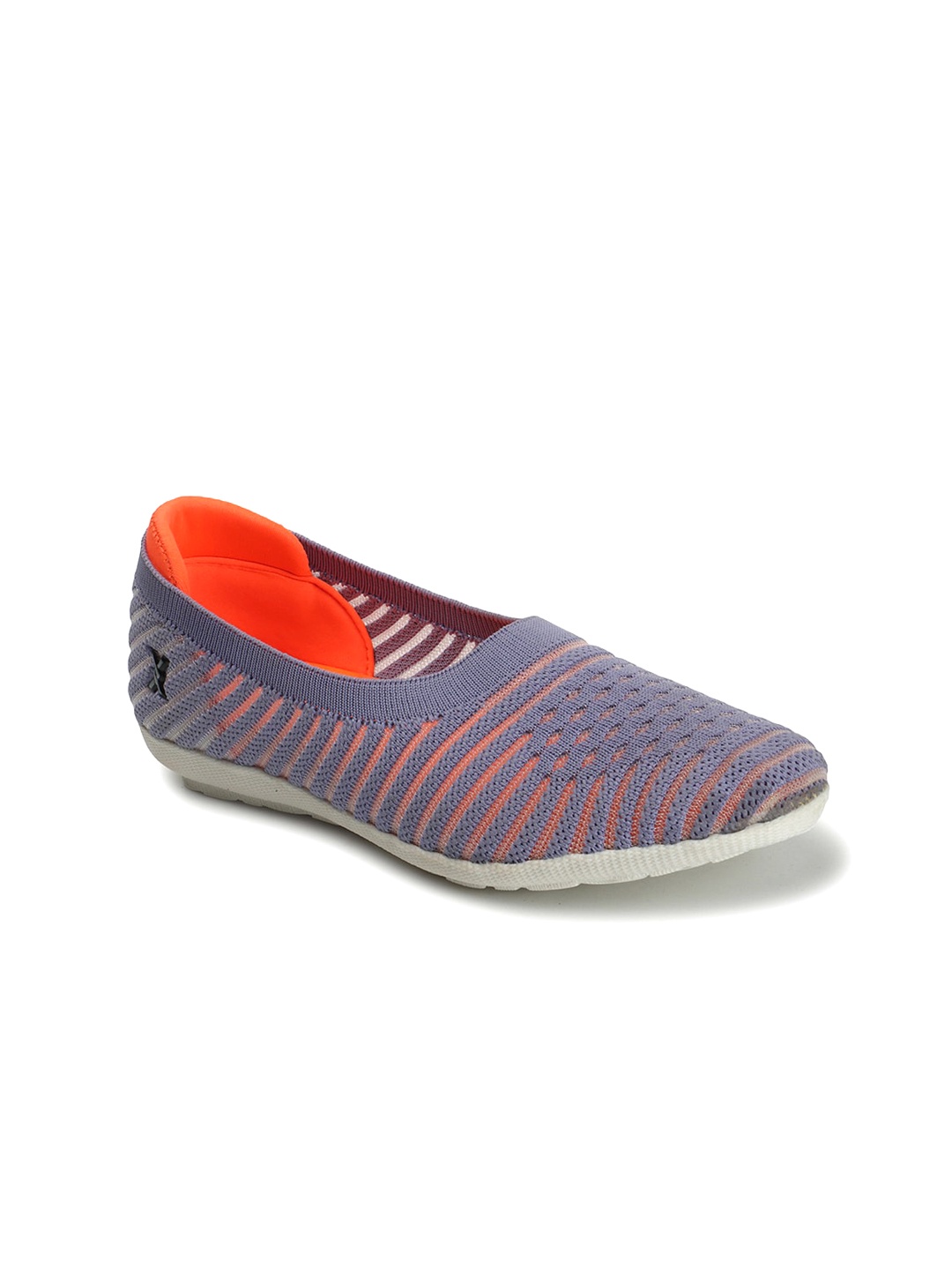 

Carlton London sports Women Woven Design Slip-on Sneakers, Blue