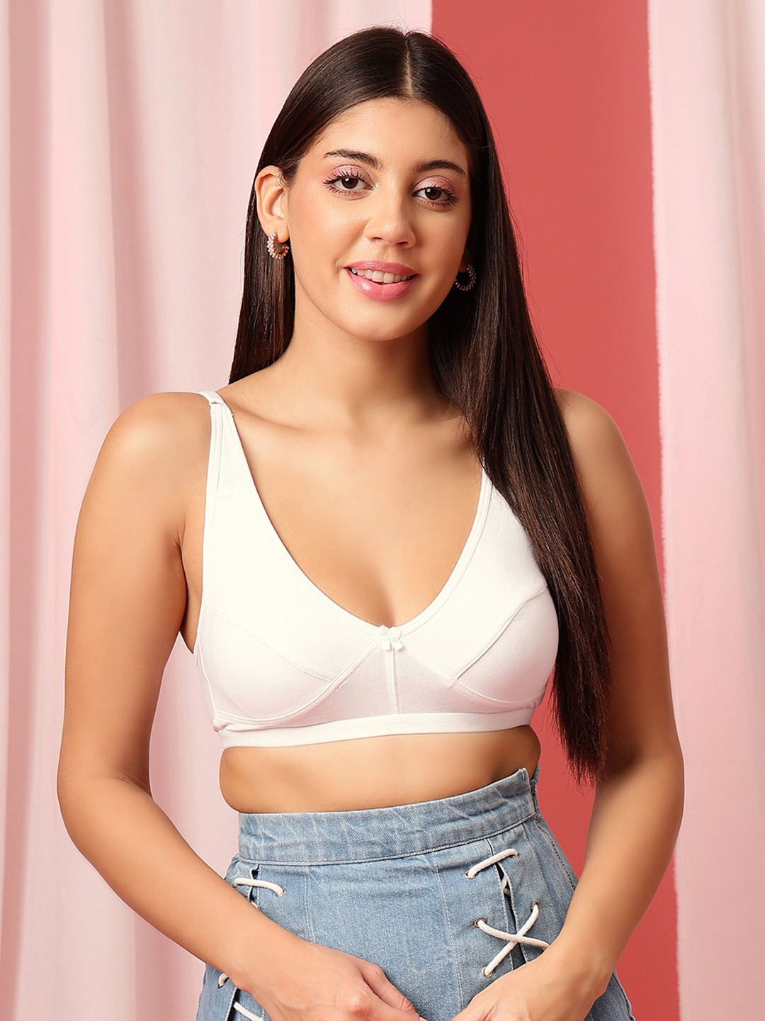 

Clovia Non Padded Half Coverage Cut & Sew Cotton All Day Comfort Bra, White