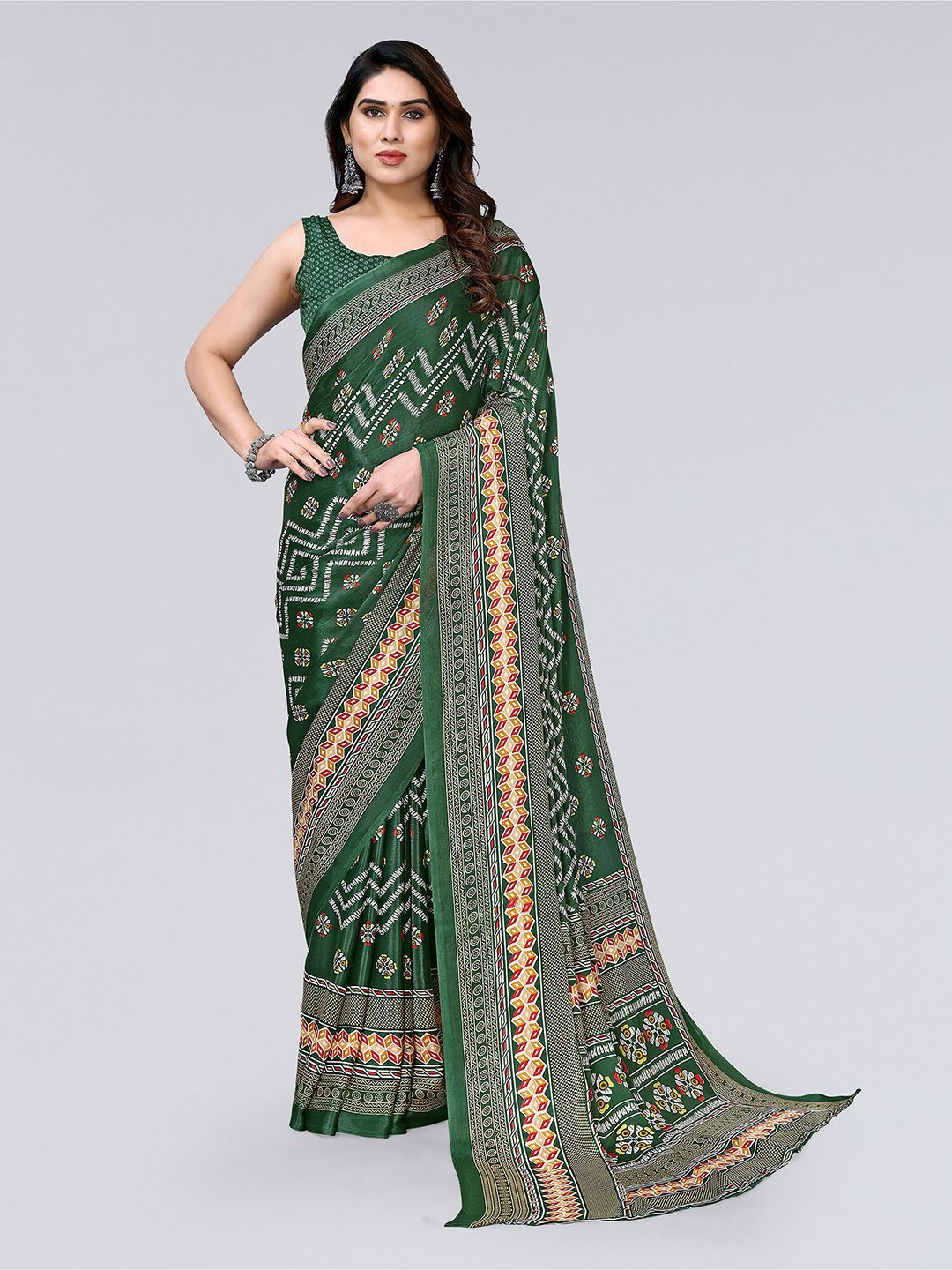 

KALINI Geometric Printed Saree, Green