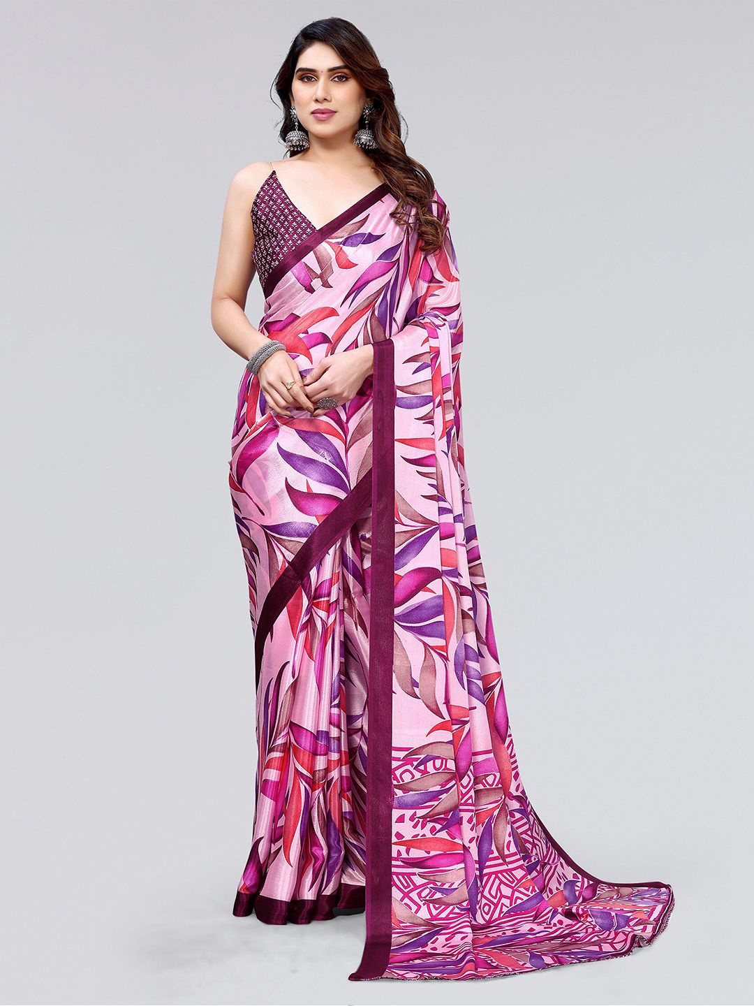 

KALINI Floral Printed Saree, Peach