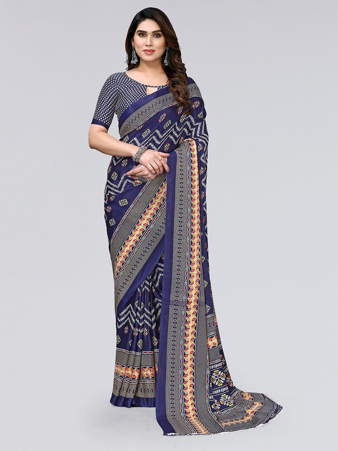 

KALINI Geometric Printed Saree, Navy blue