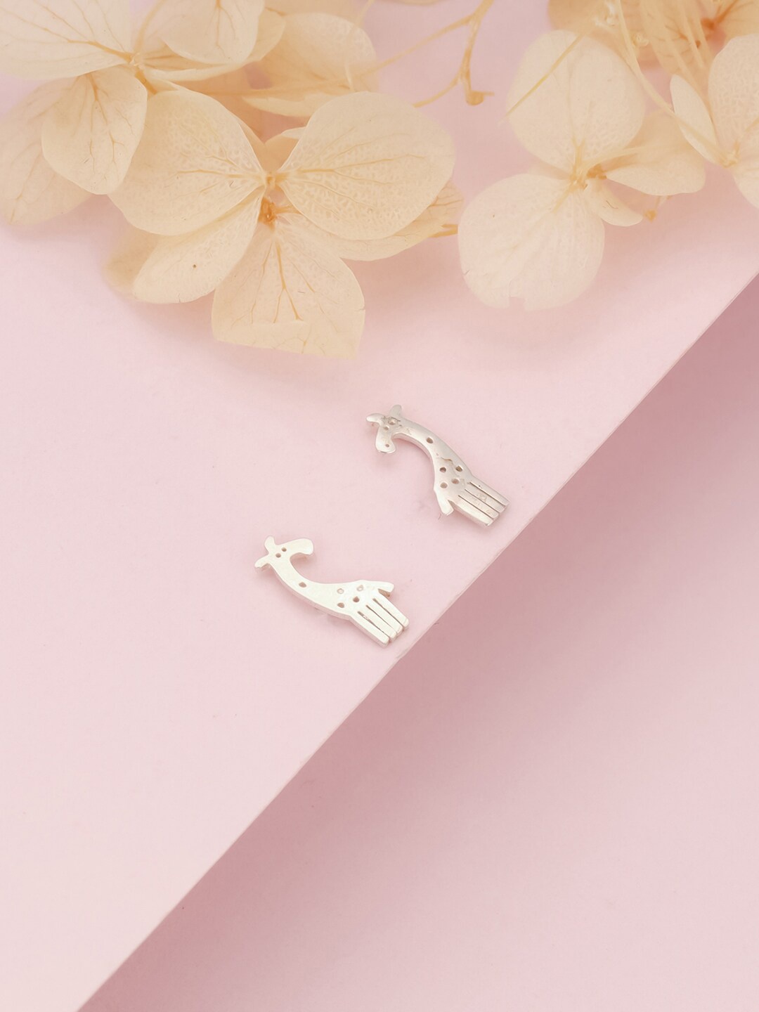 

GIVA 925 Sterling Silver Rhodium Plated Studs Earrings
