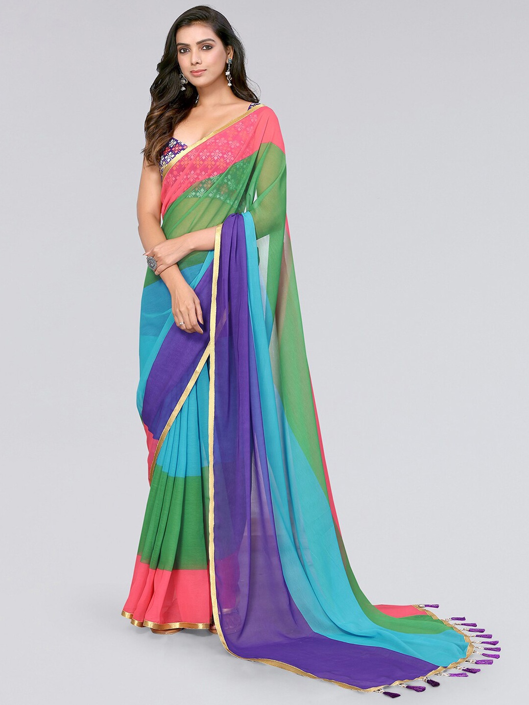 

Satrani Blue & Green Colourblocked Saree