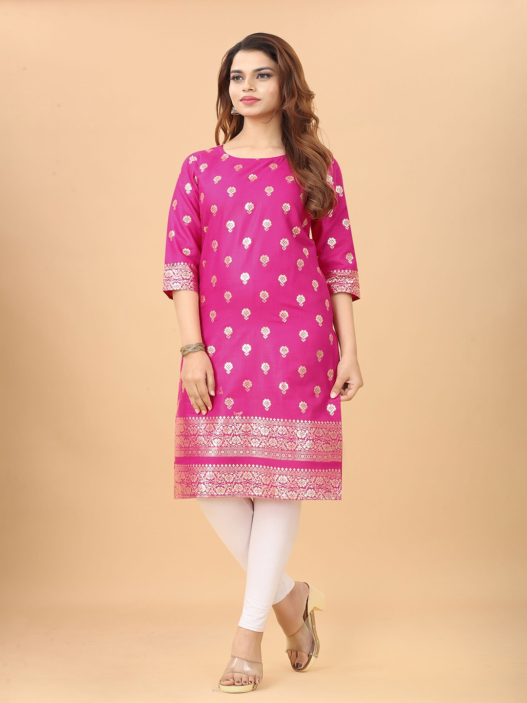 

BAESD Foil Printed Straight Kurta, Pink
