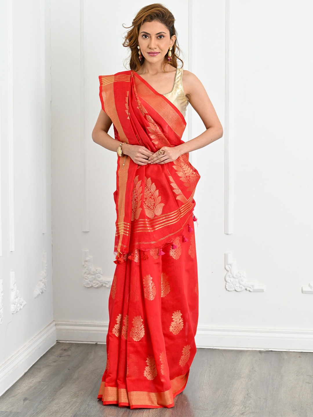 

BEATITUDE Ethnic Motifs Woven Design Zari Silk Cotton Saree, Orange