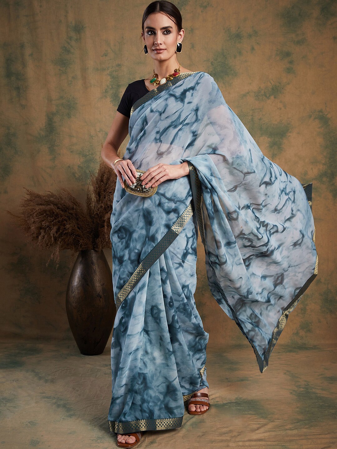 

Sangria Tie and Dye Printed Saree, Blue