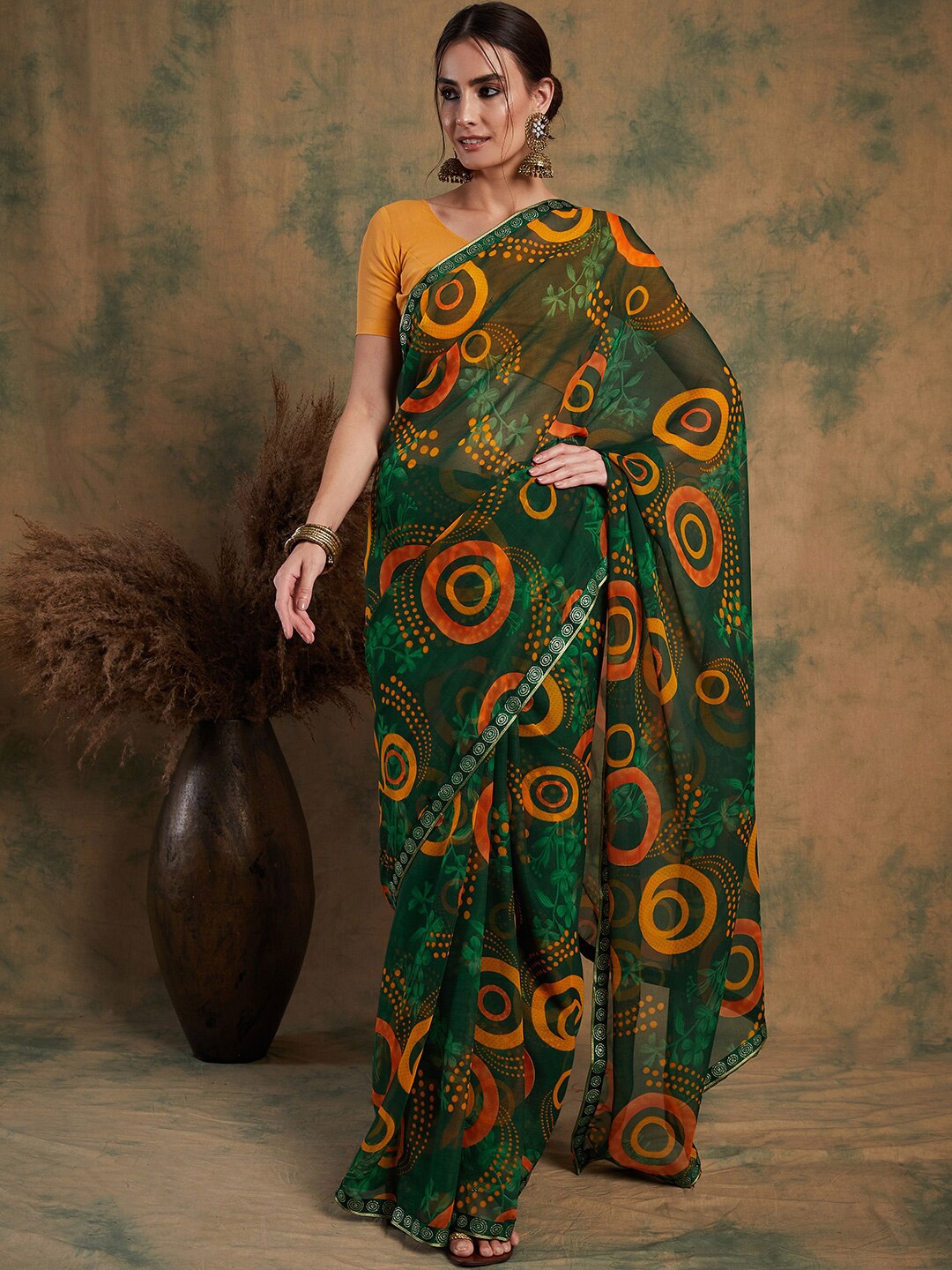 

Sangria Printed Saree with Blouse Piece, Green