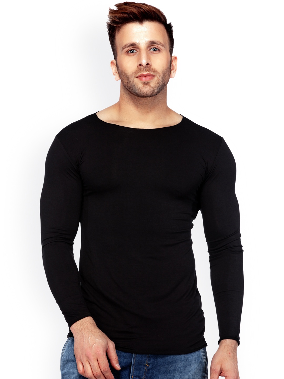

Tinted Men Black Solid Round Neck T-shirt