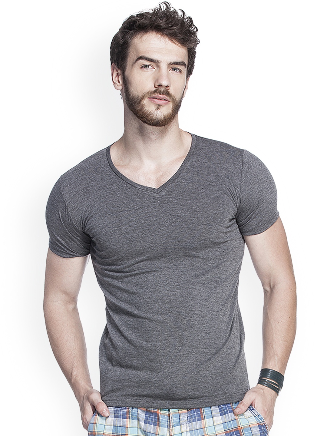 

Tinted Men Grey Solid V-Neck T-shirt