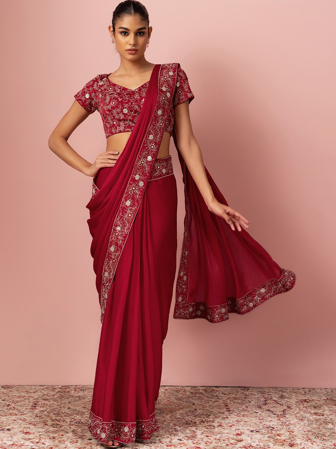 

Indya Luxe X VARUN BAHL Sequinned Ready to Wear Saree, Red