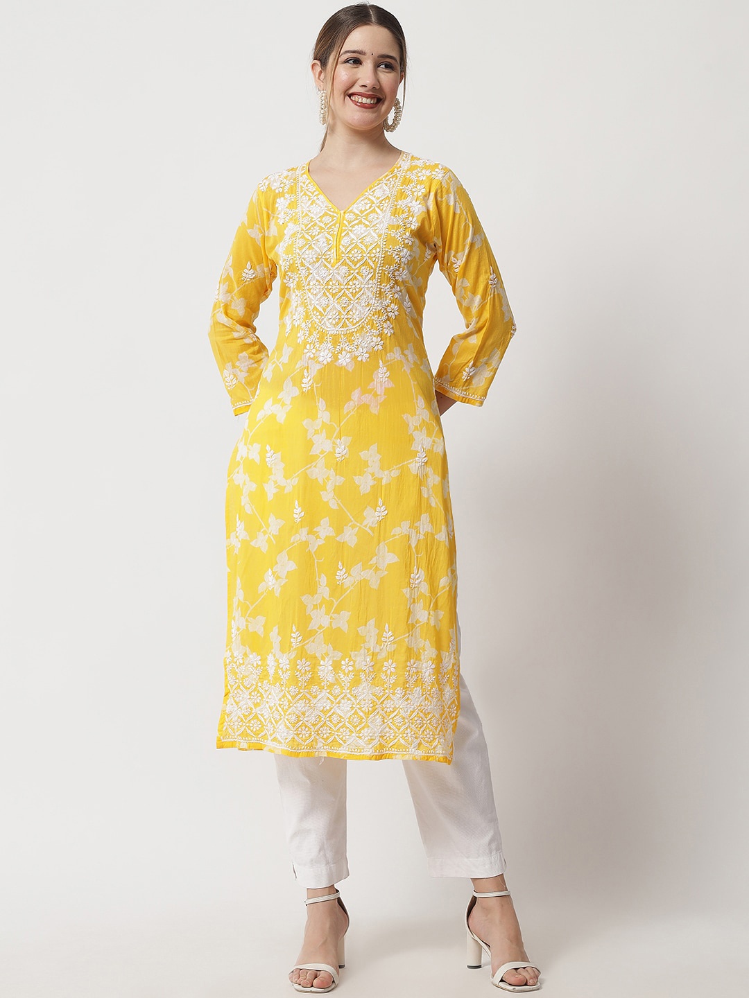 

Ethnava Floral Embroidered V-Neck Kurta, Yellow