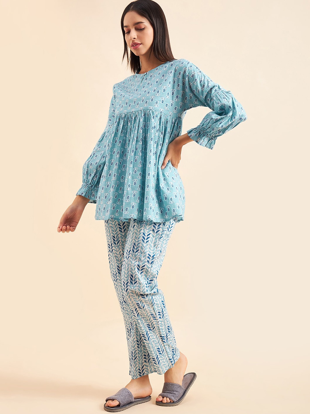 

Sweet Dreams Navy Blue & White Ethnic Motifs Printed Pure Cotton Night Suit