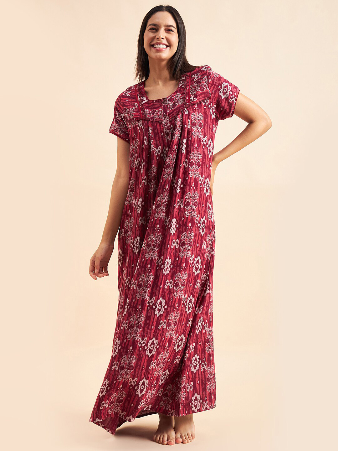

Sweet Dreams Maroon & White Abstract Printed Maxi Pure Cotton Nightdress