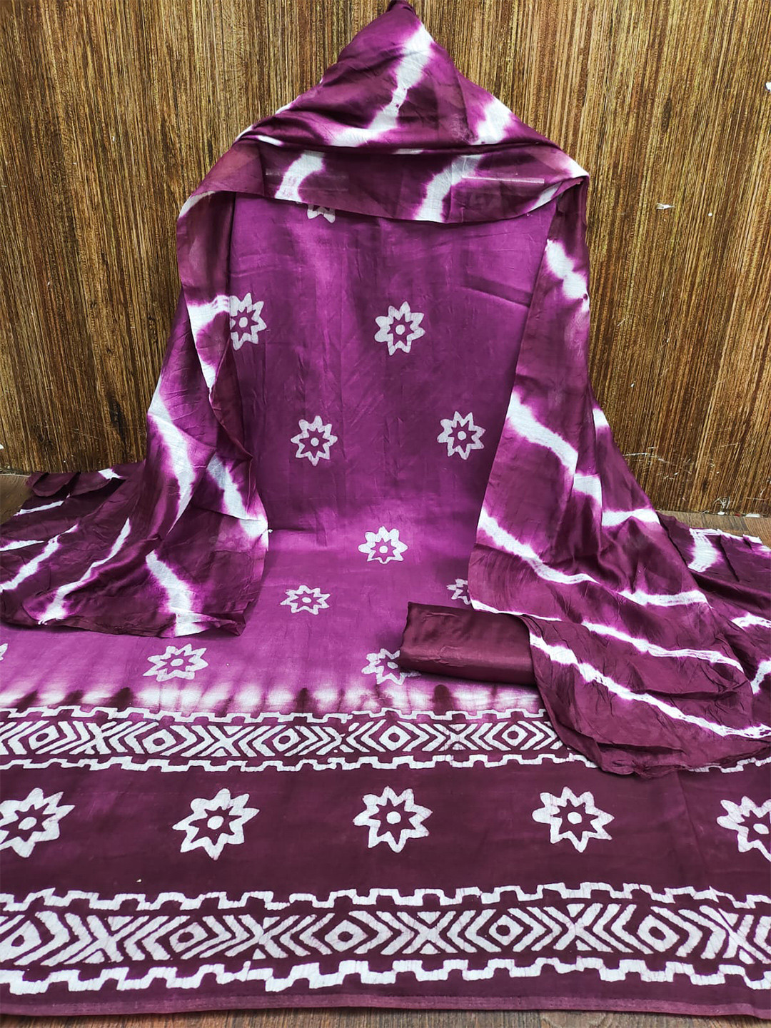 

ZEEPKART Tie & Dye Unstitched Dress Material, Purple