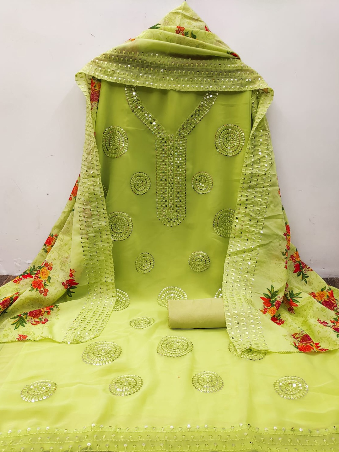 

ZEEPKART Embroidered Unstitched Dress Material, Green