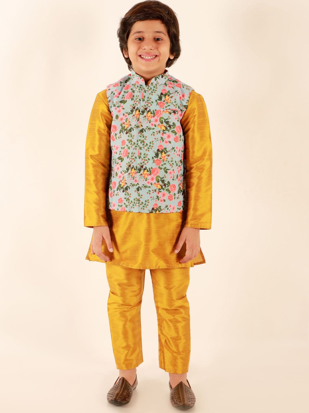 

JBN Creation Boys Mandarin Collar Straight Kurta & Pyjamas With Nehru Jacket, Mustard