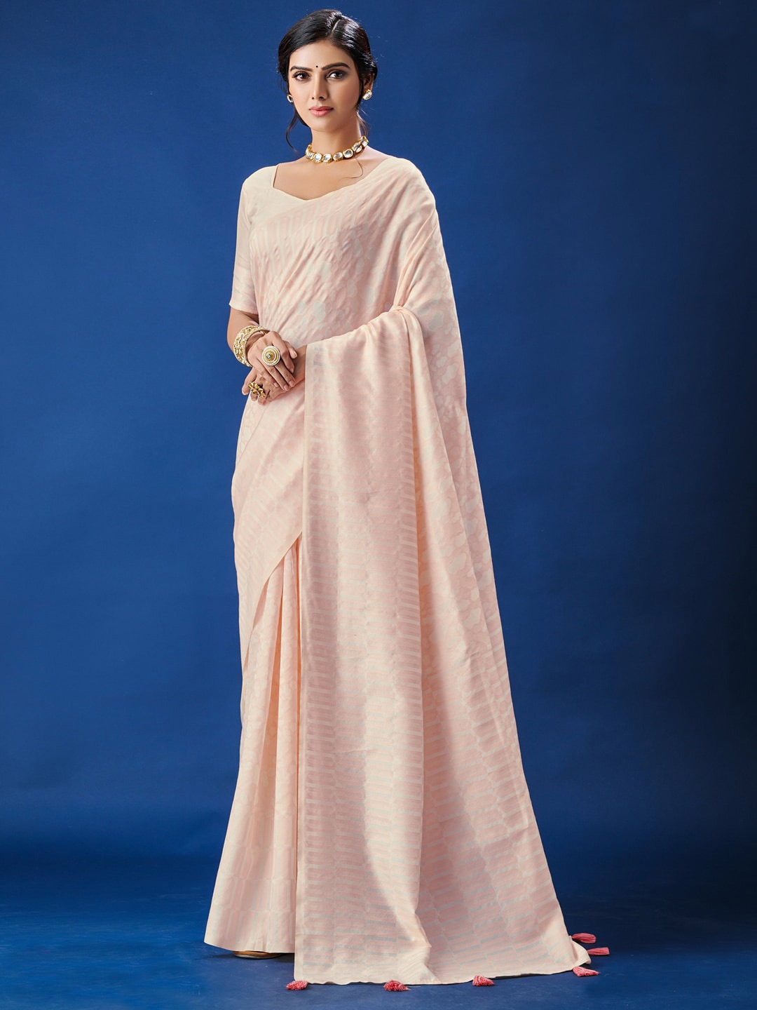 

Sangria Cream Ethnic Woven-Designed Festive Saree With Blouse Piece