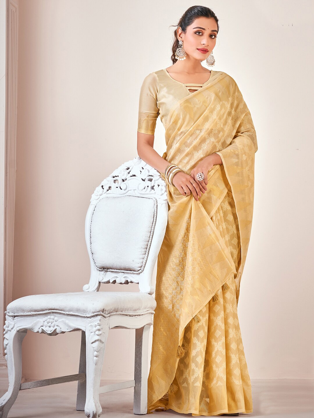 

Sangria Cream Ethnic Motifs Woven Design Saree