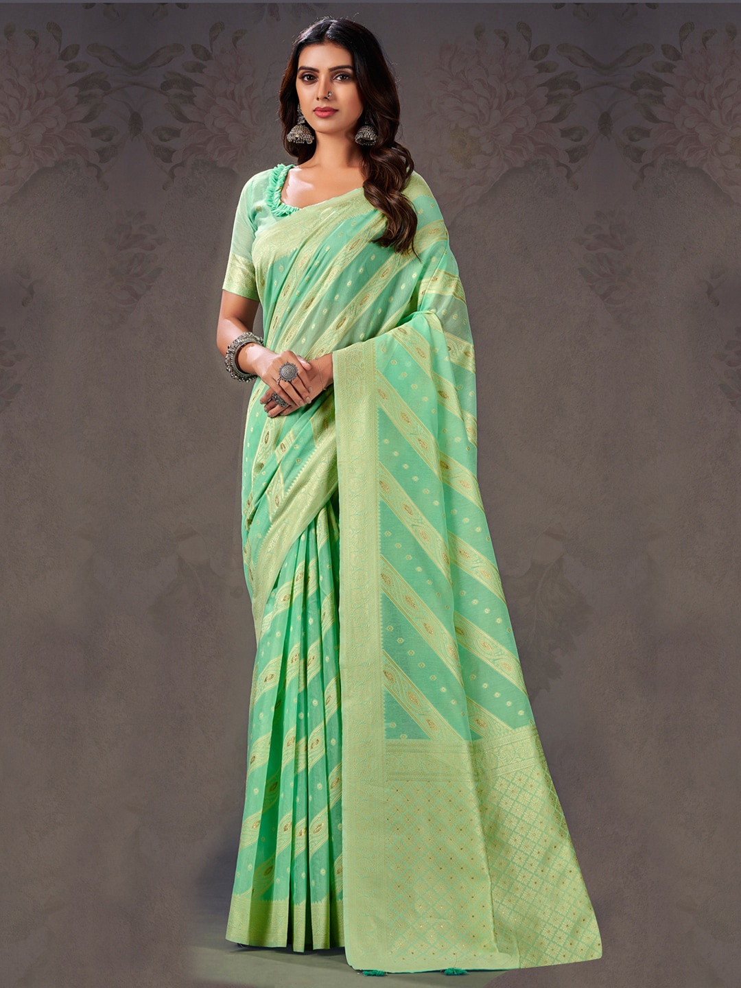 

Sangria Green Woven Design Banarasi Saree