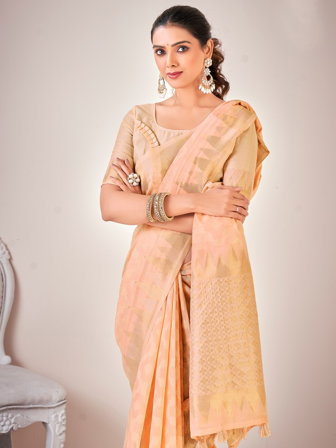 

Sangria Ethnic Motifs Woven Design Saree, Peach