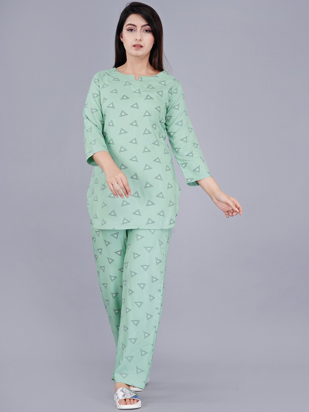 

TREND ME Geometric Printed Night suit, Teal