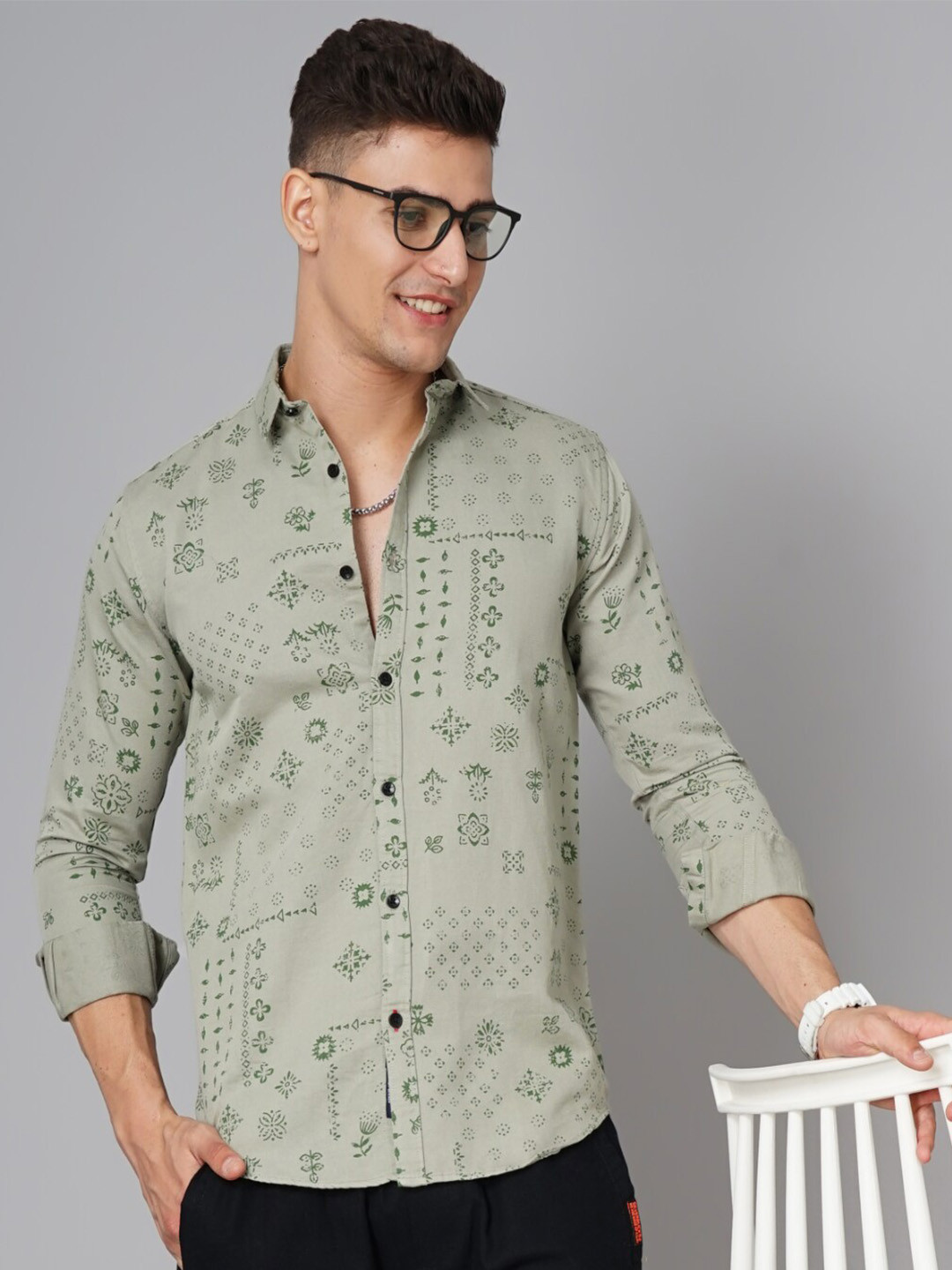

PAUL STREET Standard Slim Fit Floral Printed Casual Shirt, Green