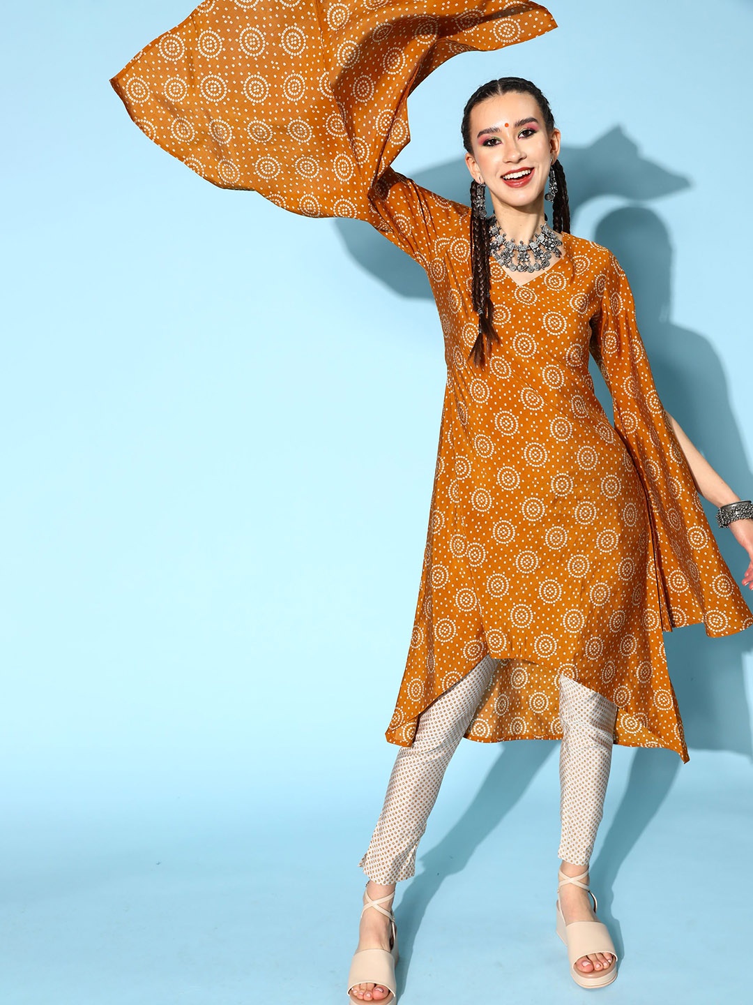 

KALINI Ethnic Motifs Printed Regular Kurta With Trousers, Brown