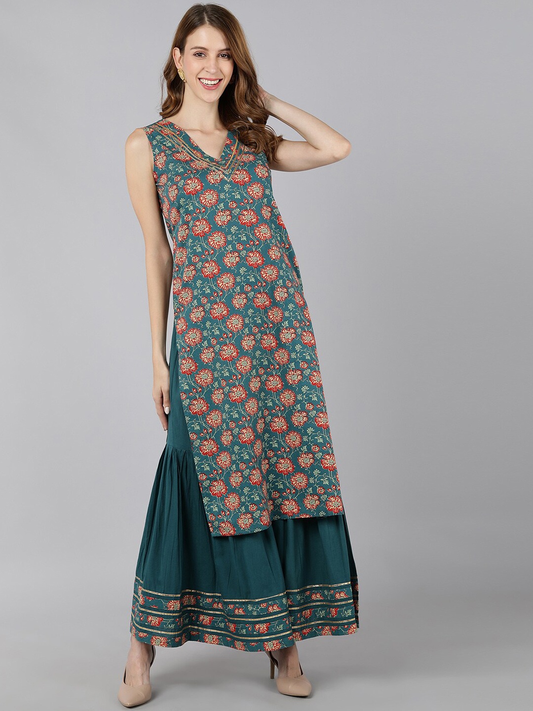 

KALINI Floral Printed Regular Gotta Patti Kurta With Sharara, Green