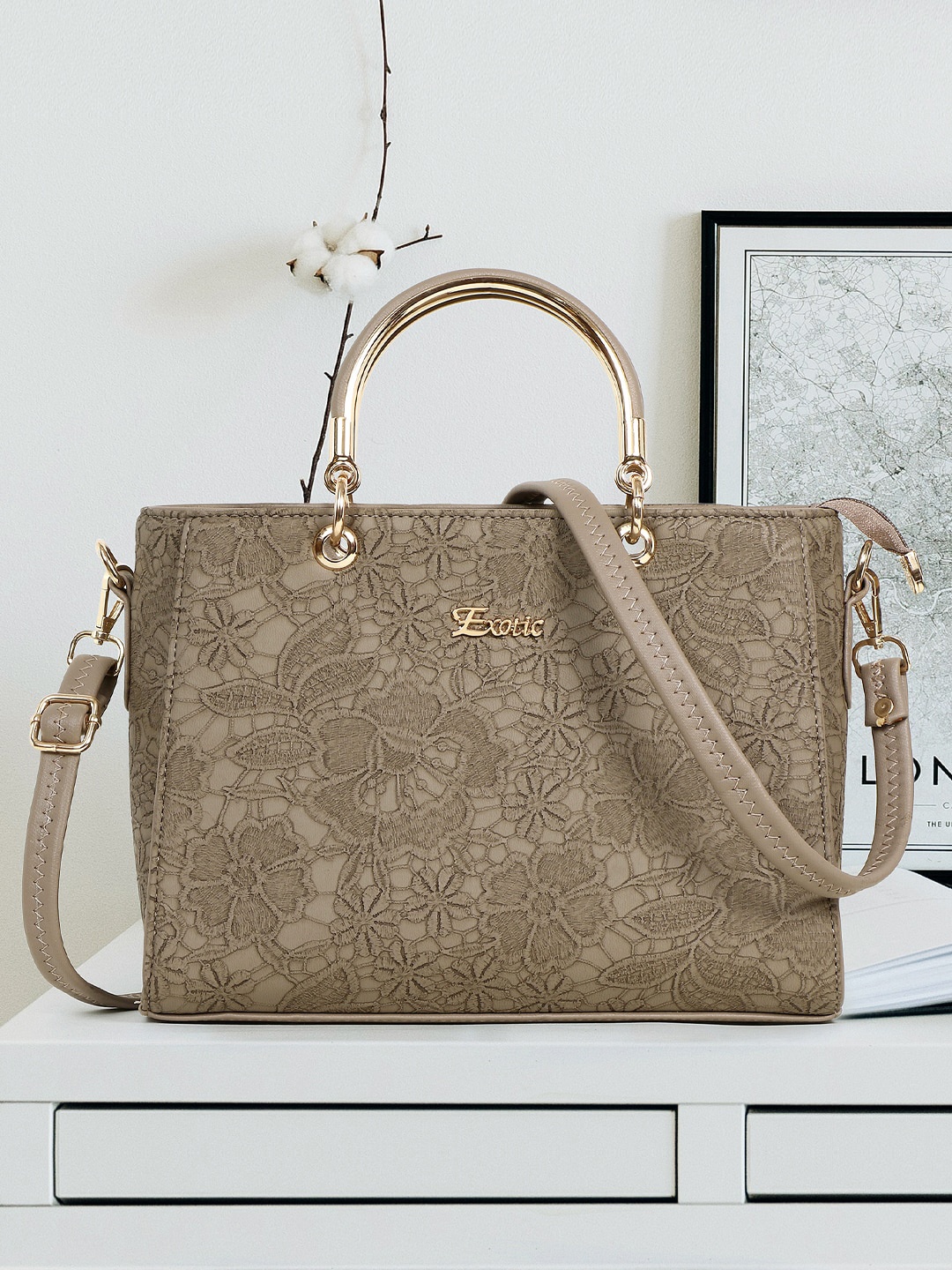 

Exotic Floral Textured Structured Handheld Bag, Grey