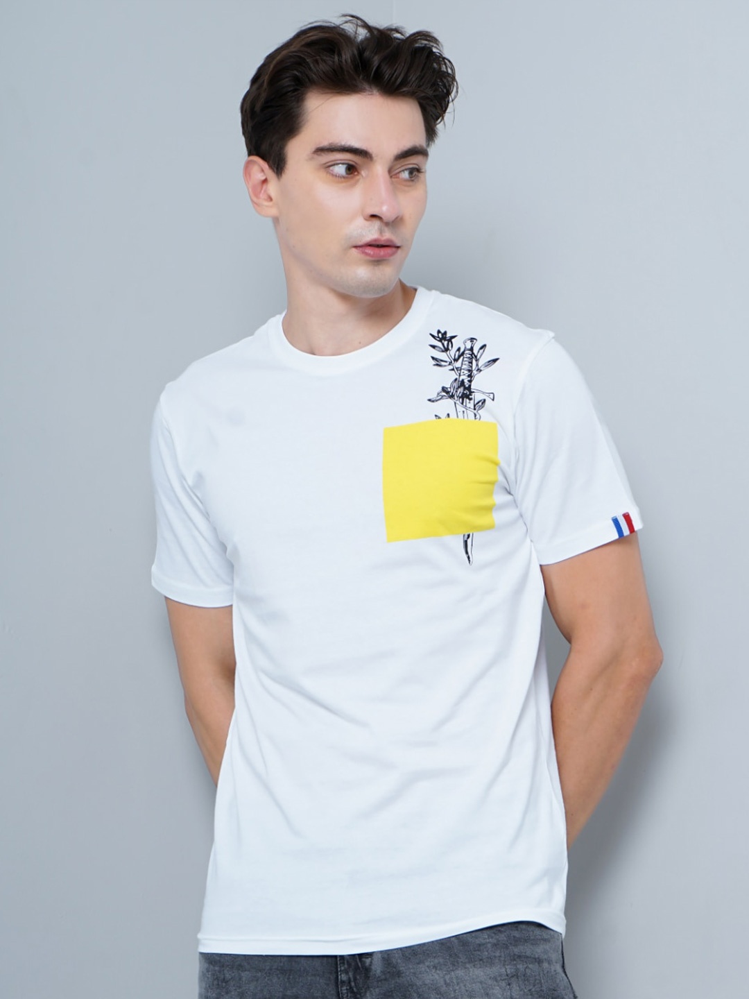 

PAUL STREET Graphic Printed Bio Finish Slim Fit Pure Cotton T-shirt, White