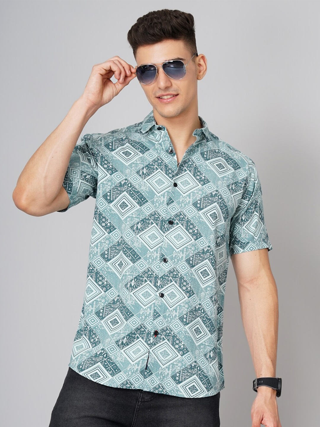 

PAUL STREET Standard Geometric Printed Opaque Casual Shirt, Green