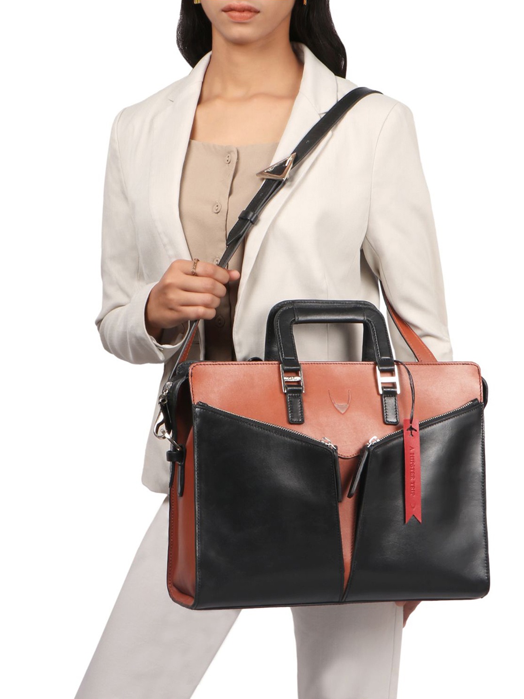 

Hidesign Colourblocked Leather Structured Handheld Bag, Black