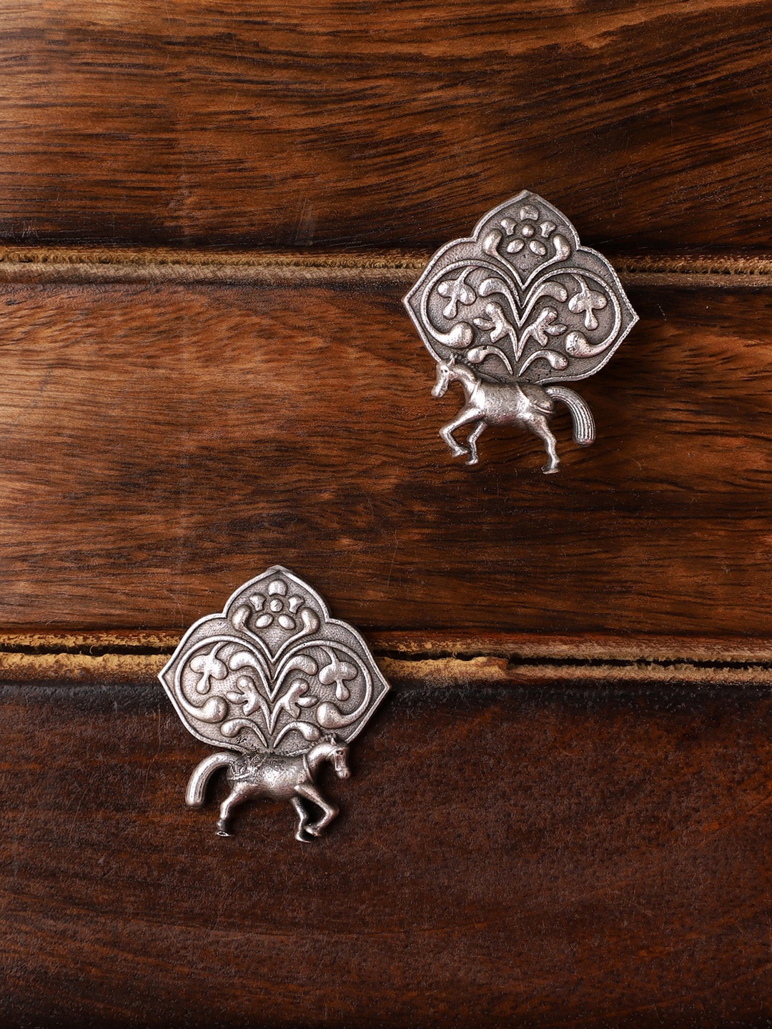 

VENI Silver-Plated Contemporary Oxidised Studs Earrings