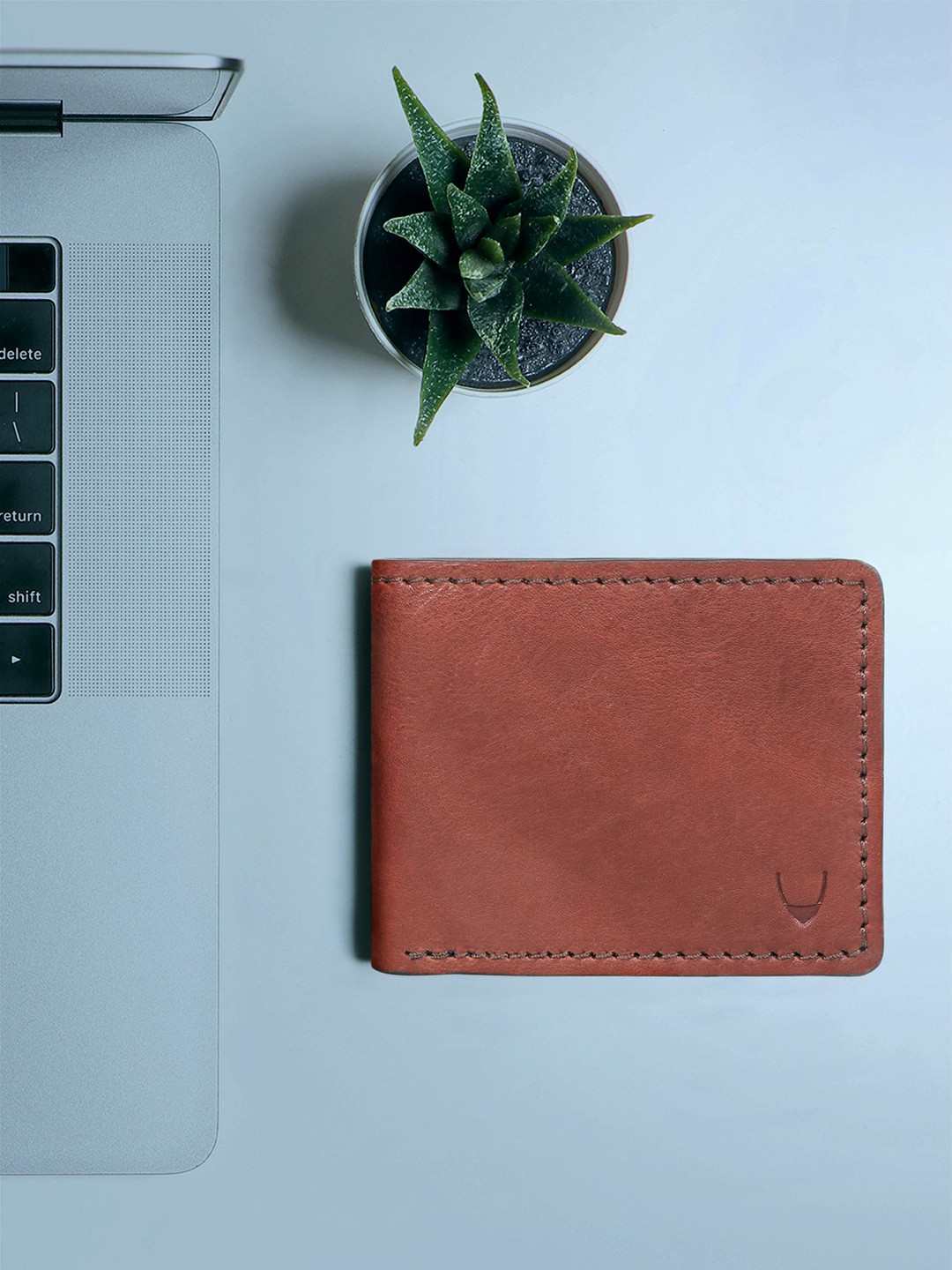 

Hidesign Men Leather Two Fold Wallet, Brown