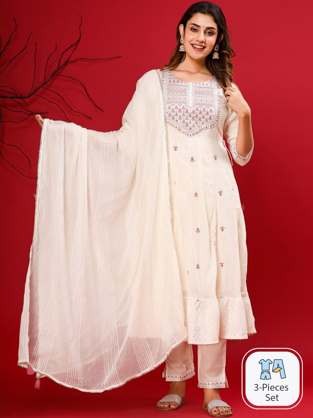 

Readiprint Fashions Floral Embroidered Gotta Patti Kurta & Trousers Wwith Dupatta, Cream