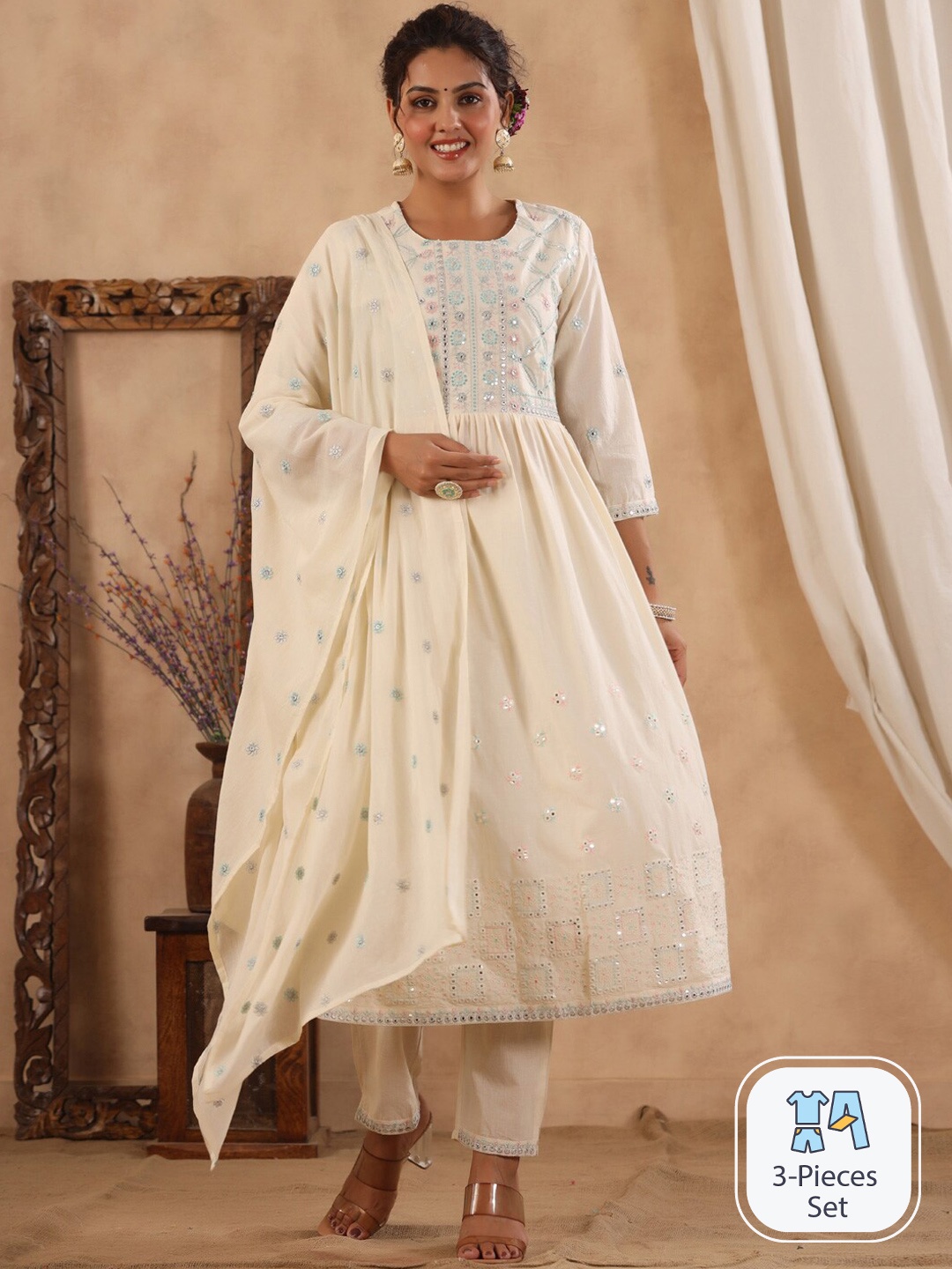 

Readiprint Fashions Floral Embroidered Pure Cotton Kurta & Trousers With Dupatta, Cream