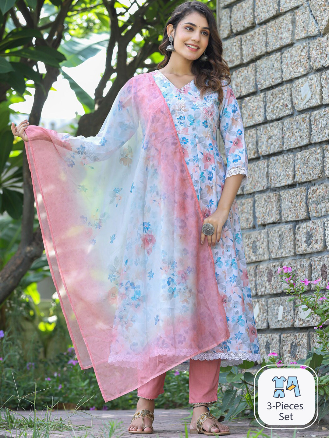 

Readiprint Fashions Floral Printed Panelled Anarkali Kurta & Palazzos With Dupatta, Pink