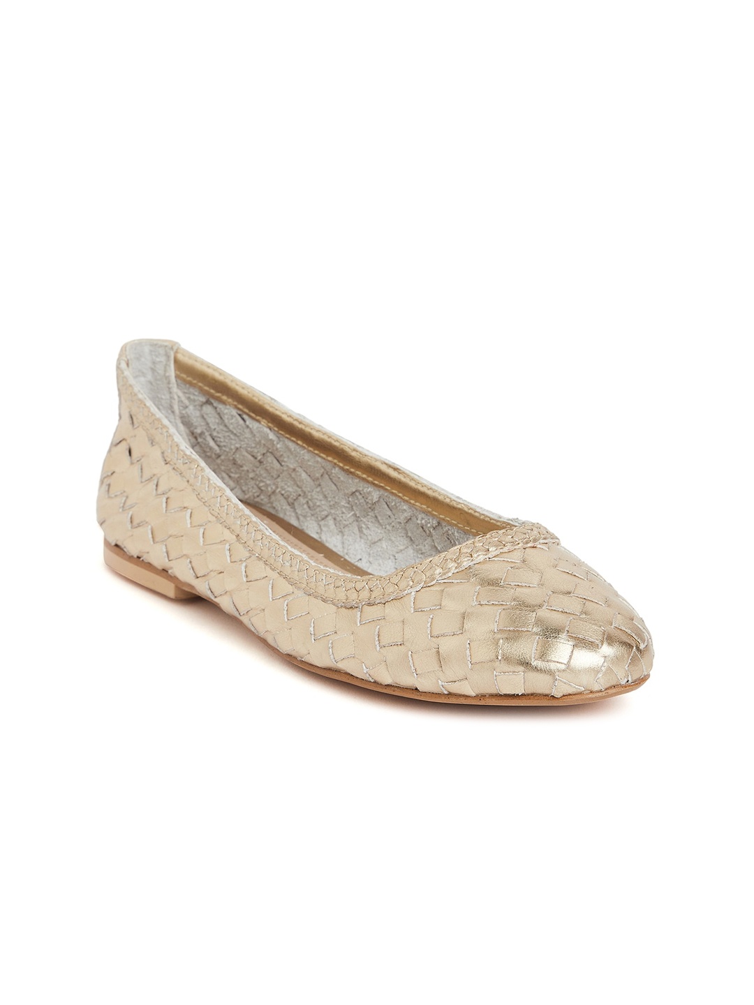 

Peach Flores Textured Leather Slip-On Ballerinas, Cream