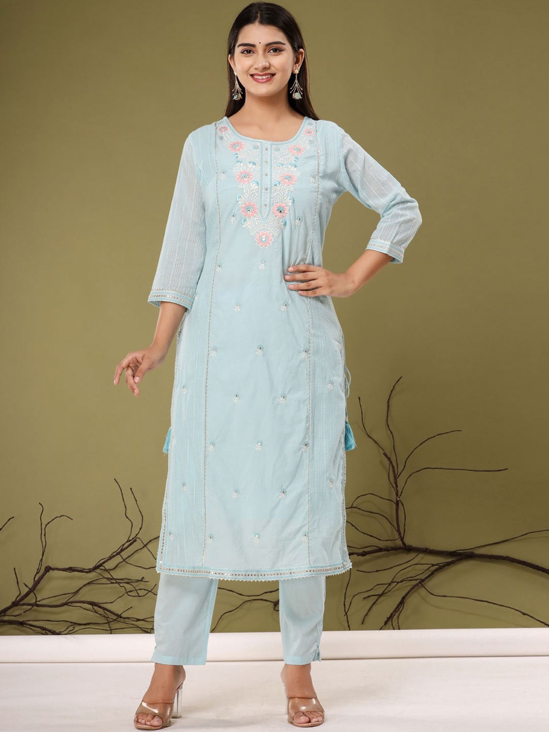 

Readiprint Fashions Floral Embroidered Pure Cotton Kurta with Palazzos & With Dupatta, Blue