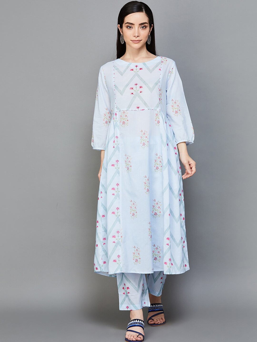 

Melange by Lifestyle Floral Printed Regular Pure Cotton Kurta with Trousers, Blue