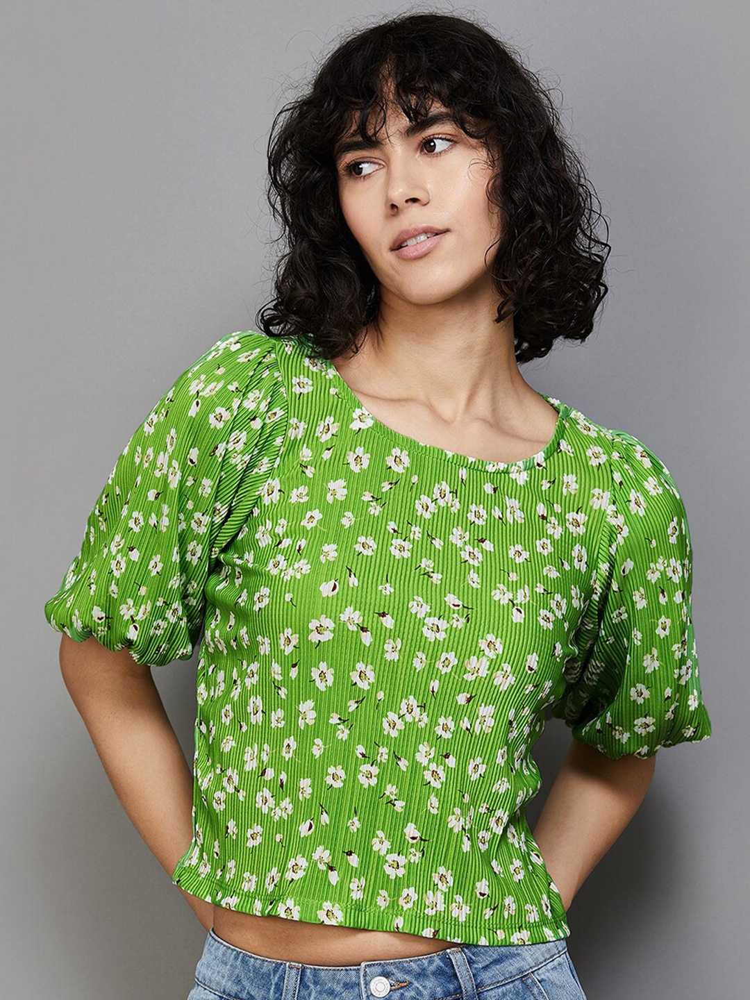 

Ginger by Lifestyle Floral Self Design Flared Sleeve Crop Top, Green