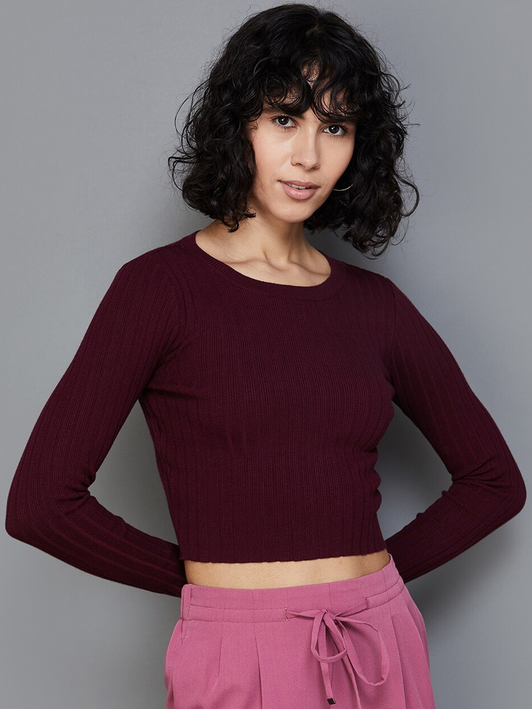 

Ginger by Lifestyle Round Neck Ribbed Fitted Crop Top, Maroon